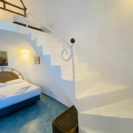 Alba - Immobilevante Appartamento Ponza