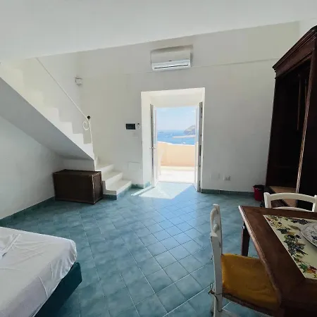 Alba - Immobilevante Ponza